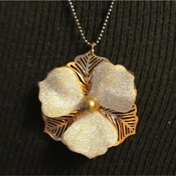 Vintage Necklace Glitter Flower on Microbead Chain - Picture 4 of 6